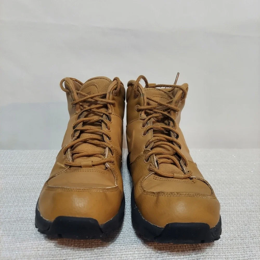 Big Kid's Nike Manoa LTR Wheat/Black (BQ5372 700) Youth 7Y/ Women 8‎